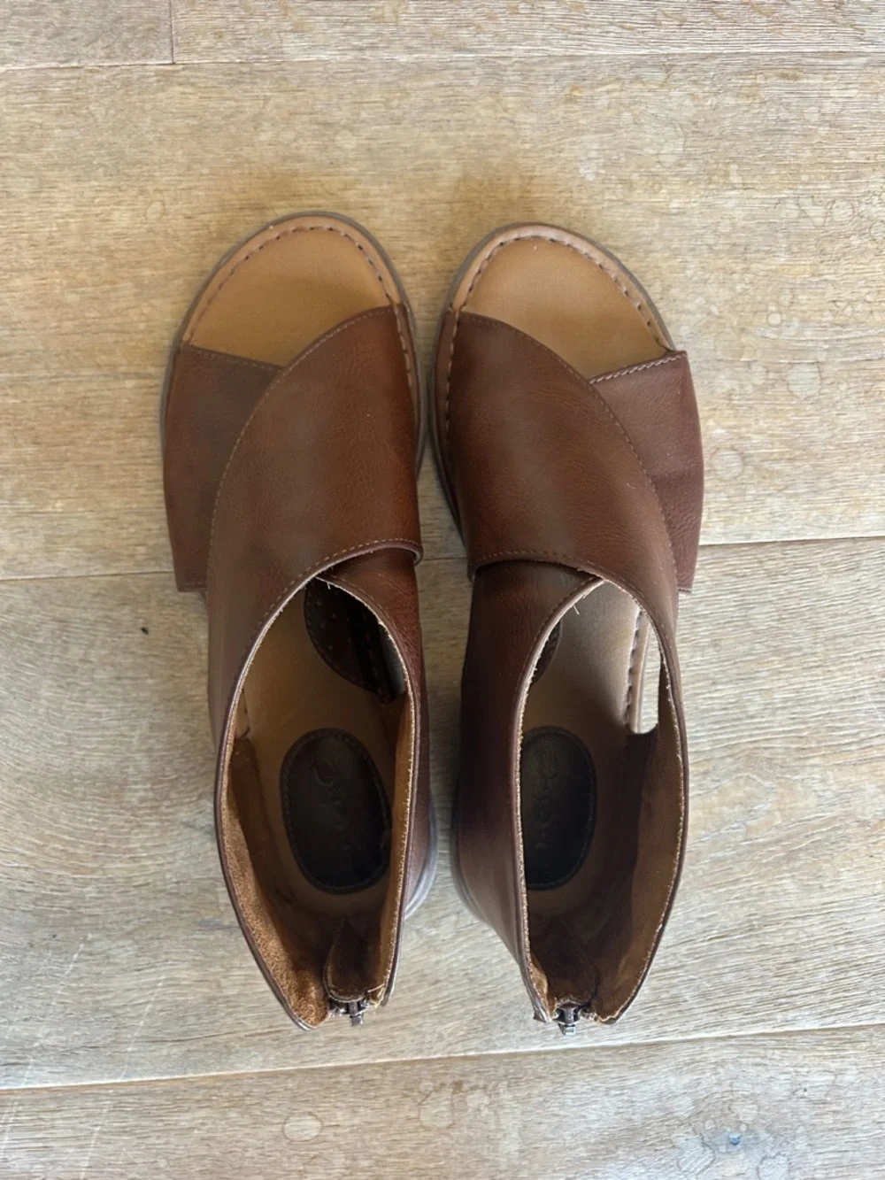 b.o.c. Brown Leather Crisscross Peep-Toe Sandals - Picture 4 of 8